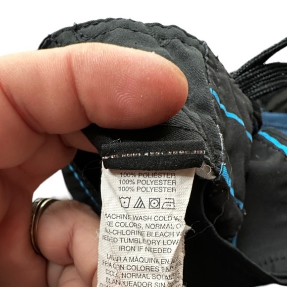 Oakley Board Shorts - Picture 6 of 6